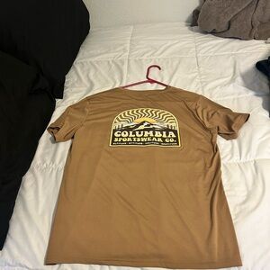 Columbia Tan Short Sleeve Tee with Outdoor Graphic